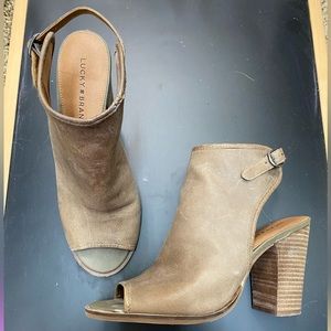 Lucky Brand Peep Toe Leather Heels Block Heel Size 9.5